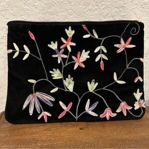 Americana by Sharif Velvet Floral Print Embroidered Zipper Closure Large Clutch
